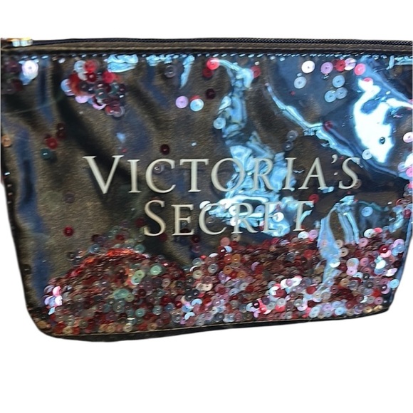 Victoria's Secret Black and Red Glamorous Tote and Cosmetic Bag - Picture 4 of 10